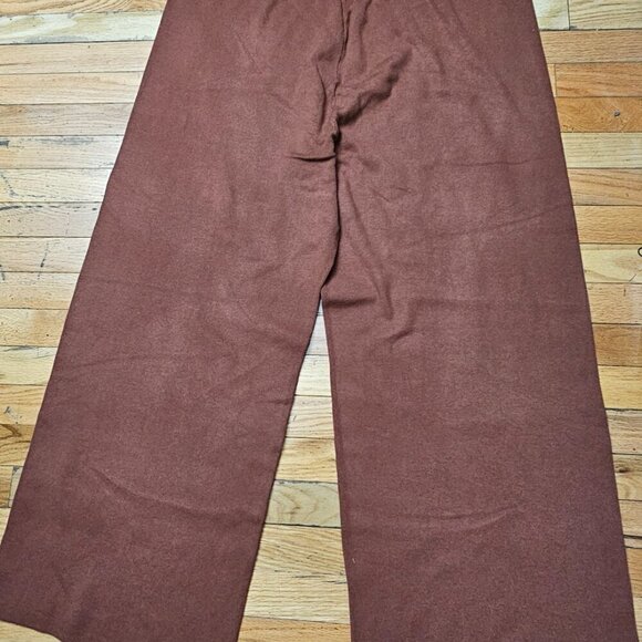 Abbott Elementary 2 pc Pants Set - Picture 3 of 13